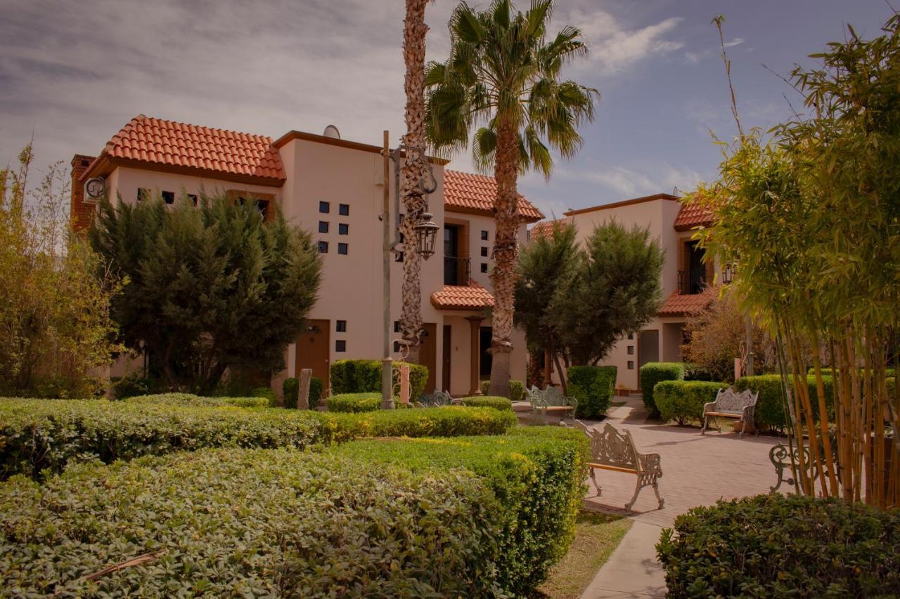Suites Cervantes Chihuahua Exteriör bild
